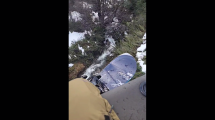 Imagen de Video| Subió a una aerosilla en el cerro Catedral de Bariloche y temió por su vida: «Casi me doman»