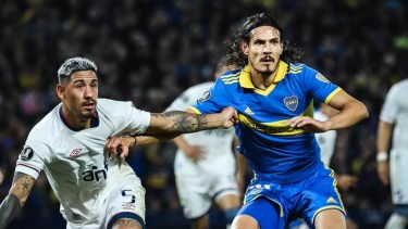 Cavani formó parte del once inicial de Almirón.