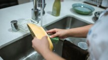 Imagen de Empleadas domésticas: Diferencias y similitudes entre el trabajo con retiro y sin retiro