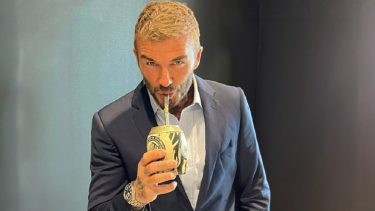 David Beckham y su flamante adquisición tras un ida y vuelta matero con Messi. 