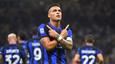 Lautaro Martínez arrancó con todo en la Serie A: mirá los dos goles que le hizo al Monza