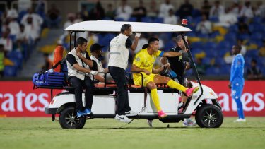 El delantero tuvo que ser reemplazado a cinco minutos del final.