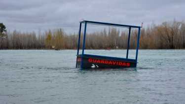 Importante crecida en el Limay para este fin de semana en Neuquén: qué dijo el municipio. Foto: Mati Subat 