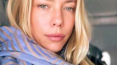 Nicole Neumann se encuentra en plena organización de su casamiento con Manu Urcera.-