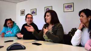 Familias reclaman un espacio físico para las terapias de sus hijos en Roca