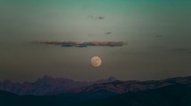Imagen de Más brillante y más cercana: a qué se debe la superluna de hoy y por qué agosto será un mes especial