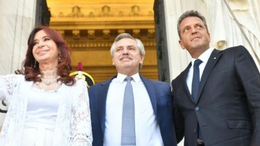El Presidente y la vice, ausentes en el acto de cierre de Sergio Massa. Foto: Gentileza Perfil. 