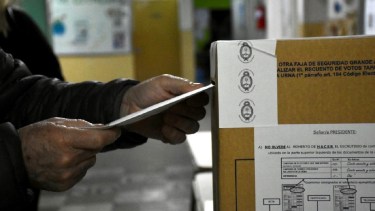 En Río Negro, estos son los resultados que arrojó la elección que definió que el balotaje sea entre Sergio Massa y Javier Milei. Foto Archivo.
