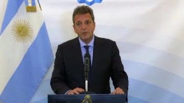 El ministro de Economía se mostró conforme con el acuerdo y anticipó medidas sobre salarios y exportaciones. Foto: Gentileza. 