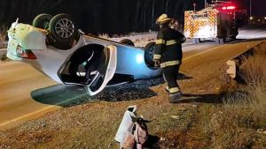 Vuelco en Ruta 7: dos personas tuvieron que ser trasladadas al hospital