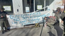 Imagen de Guardaparques reclamaron a la justicia federal de Neuquén, por la tragedia en la costa del Lácar