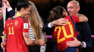 Dura respuesta de Jenni Hermoso a Rubiales: «En ningún momento consentí el beso»