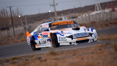 Becerra logró un doblete en la cuarta fecha.