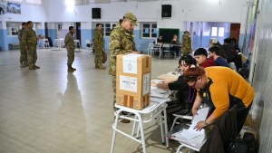 PASO 2023: arrancaron con normalidad en Viedma