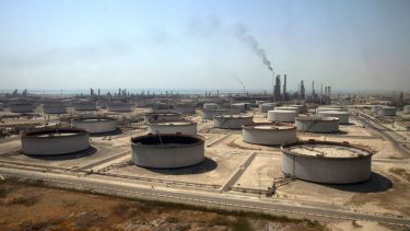 Tanto Arabia Saudita como Rusia extenderán sus recortes hasta fin de año. Foto: gentileza. 