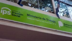 Oficializan la suba de salario mínimo 32,2 por ciento en tres tramos hasta 156 mil pesos