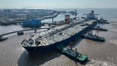 Las exportaciones desde Arabia Saudí se desplomaron hasta los 5,6 millones de barriles diarios. Foto: gentileza. 