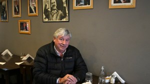 ¿Es incompatible?: Walter Cortés designó a una sobrina en el municipio de Bariloche y es concejal en Chubut