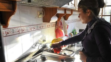 Las empleadas domésticas registradas percibirán el monto de 25 mil pesos.-