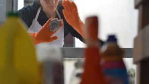 Empleadas domésticas: Cómo calcular el bono de septiembre 2023, según las horas trabajadas