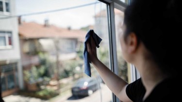 Las empleadas domésticas registradas podrán percibir el bono de refuerzo, anunciado por el gobierno.-