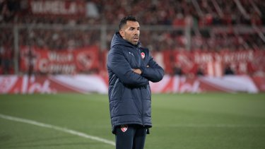 Tévez tuvo un accidente doméstivo y tuvo que ser atendido de inmediato.