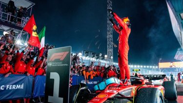 Carlos Sainz logró su segunda victoria en la Fórmula 1.