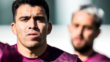El Huevo Acuña durante el entrenamiento de hoy en Sevilla.