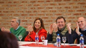 Transición en Río Negro: Carreras elevó un proyecto esencial para la administración de Weretilneck