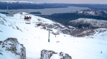 Imagen de Invierno 2023: cerro Catedral seguirá abierto hasta mediados de octubre