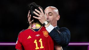 Luis Rubiales irá a juicio oral por agresión sexual a la jugadora española Jenni Hermoso