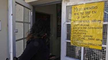 La falta de medicamentos es denunciada desde el año pasado en hospitales y centros barriales. (Foto: Archivo/ Juan Thomes)
