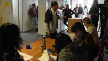 Elecciones de Consejo Local de la Salud en Roca, con importante participación. Foto: Juan Thomes