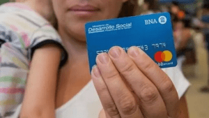 Tarjeta Alimentar: qué grupo cobra 45 mil pesos extra en septiembre 2023