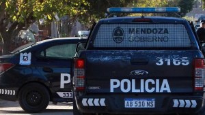 Mató de tres disparos a su vecino por bloquearle el garaje con el auto, en Mendoza