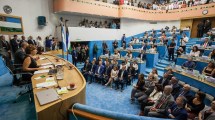 Imagen de En Río Negro funcionarios y legisladores  también cobran el bono de 60.000 pesos
