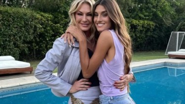 La hija de Yanina Latorre, Lola, fue embestida por una moto.  
