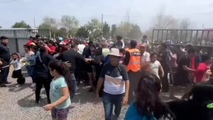 Desbordes, música y baile en el último adiós a Huguito Flores en Santiago del Estero