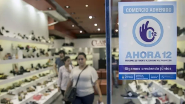 Lo informó la secretaría de Comercio a la cámara de tarjetas de crédito. Foto Archivo.