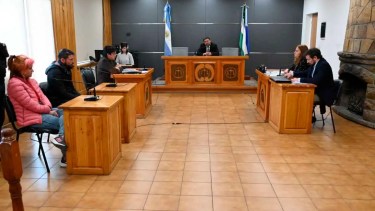 El juez Sergio Pichetto rechazó el pedido de la fiscalía de prorrogar la prisión preventiva para la joven imputada por encubrImiento. (foto Alfredo Leiva) 