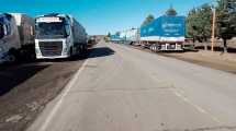 Imagen de ¿Fin de la odisea?: camioneros varados con una luz de esperanza por la apertura de Pino Hachado