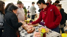 Imagen de Vuelve la Fiesta de los Frutos Secos al Centro Cultural de Viedma: mirá la programación