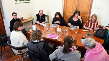 Los tres gremios reconocidos por el municipio habían reclamado el pago del bono. Foto: Marcelo Ochoa.