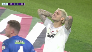 El increíble gol que erró Icardi en la liga de  Turquía