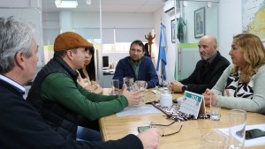 Idevi y Educación proyectan cursos de formación para trabajadores rurales