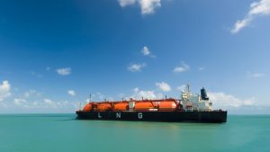 La petrolera más grande del mundo se suma al mercado del GNL