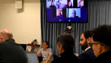 El exministro Di Luca siguió la audiencia por Zoom, gracias a un oportuno certificado médico. (Matías Subat)