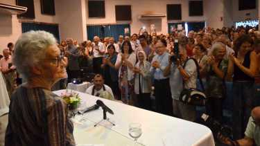 Labrune rechazaba los homenajes pero accedió a la entrega del doctorado Honoris Causa de la Universidad Nacional del Comahue. Foto: Matías Subat.