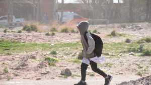 Alerta por viento y lluvia: qué sucederá con las clases este viernes en Neuquén