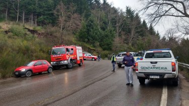 Accidente de un camión del Ejército en San Martín de los Andes: hay cuatro muertos y heridos graves. Foto: Gentileza. 